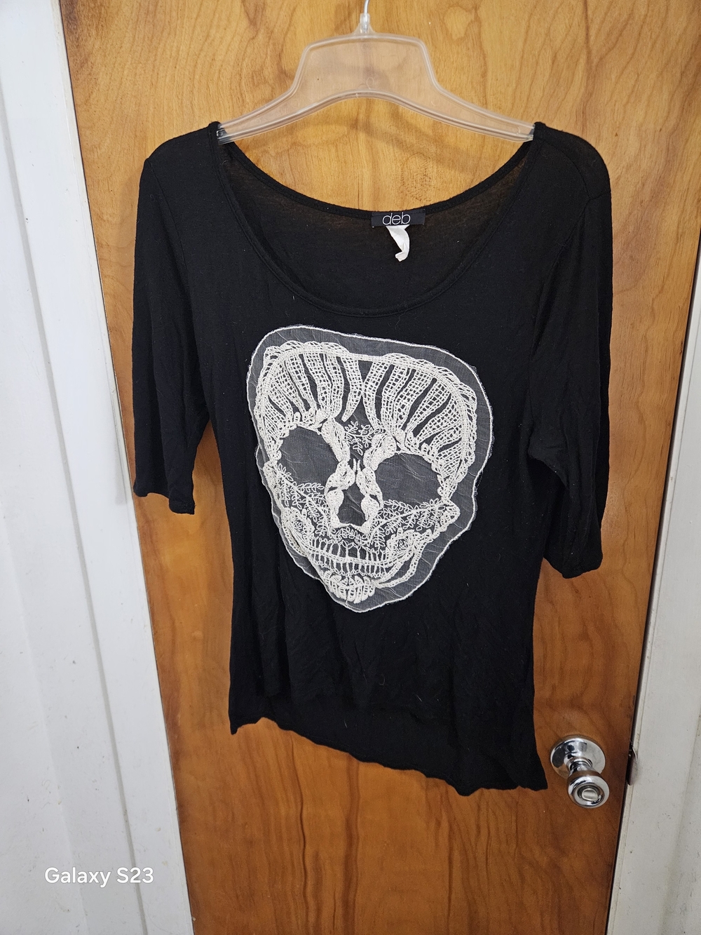 Deb Black Short Sleeve Top with White Skull Graphic